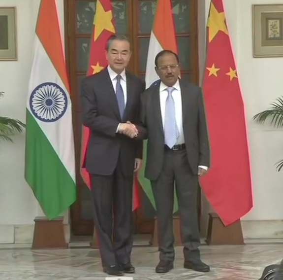 Chinese Foreign Minister Arrives In India; To Hold Boundary Talks With ...