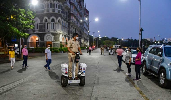 alert-in-6-maharashtra-districts-over-heavy-rain-mumbai-rail-road