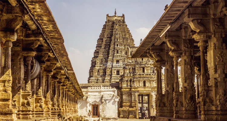 10 extremely beautiful Gopurams of Southern Indian temples that defines divinity