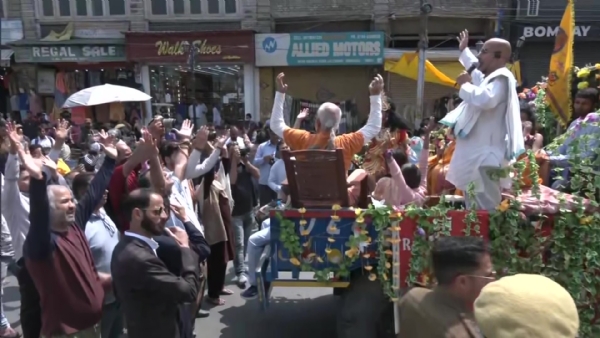 Kashmiri Pandits Participate In ‘Shobha Yatra’ In Srinagar On Occasion ...