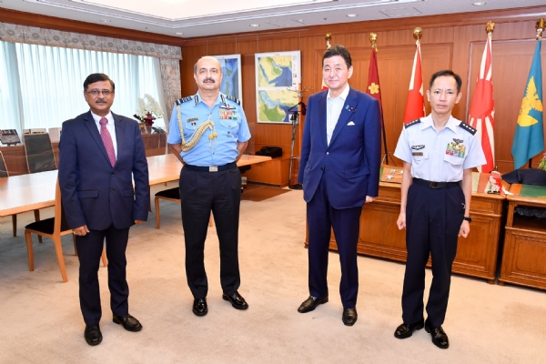 IAF chief meets Japanese Defence Minister