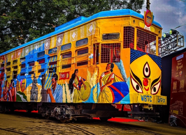 Durga Puja Tram