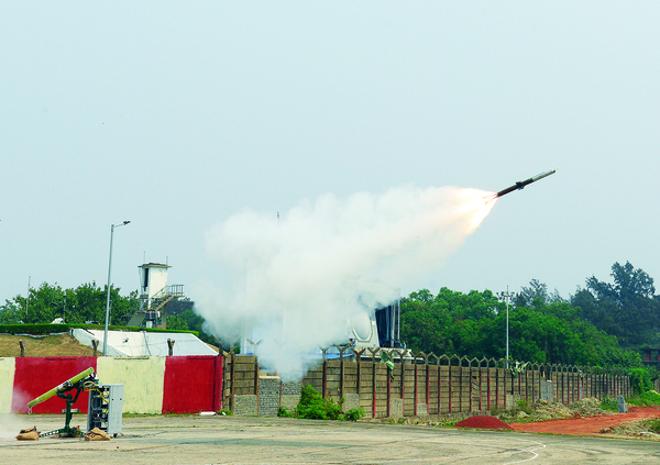 two successful flight tests of made-in-India VSHORADS missile