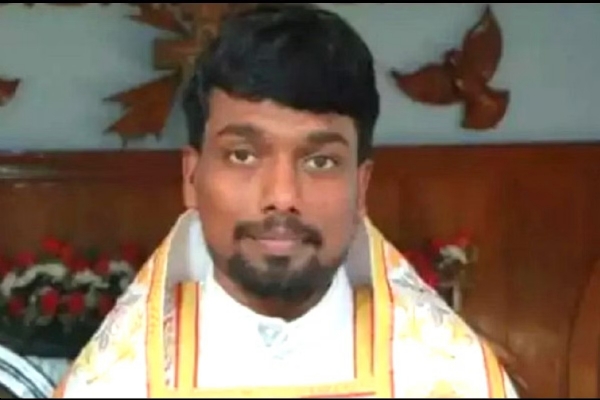 Kerala Christian Sex - Syro Malankara Catholic Church pastor Benedict Anto charged for allegedly  assaulting women - NewsBharati