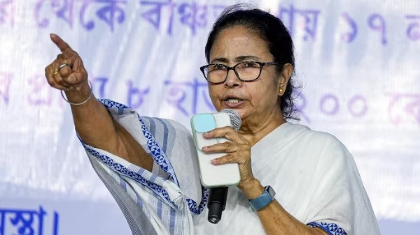 BJP hired goons from Bihar says Mamata Banerjee