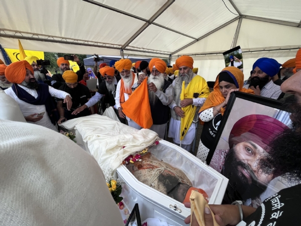 Avtar Singh Khanda cremated